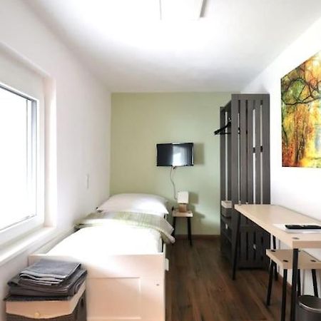Schickes Zimmer Mit Top-Ausstattung In Idealer Lage Feldkirch Exterior foto