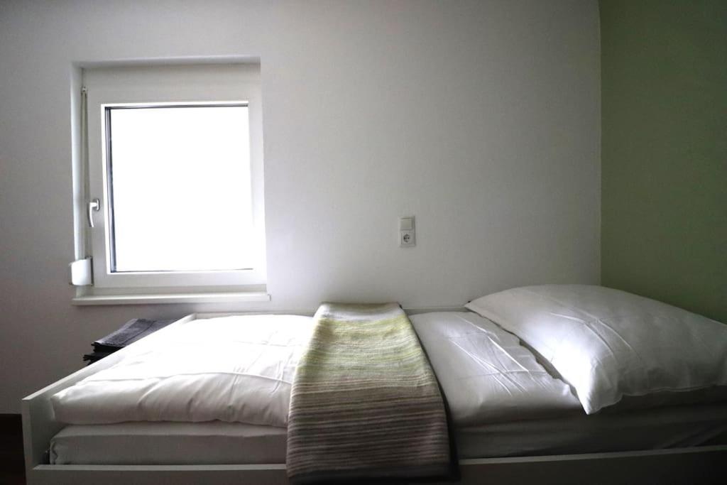 Schickes Zimmer Mit Top-Ausstattung In Idealer Lage Feldkirch Exterior foto